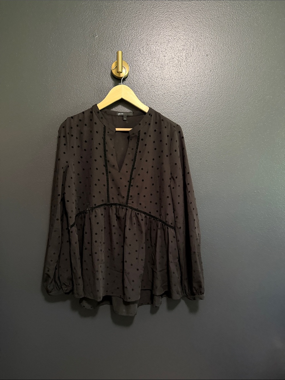 Gibson black long sleeve top